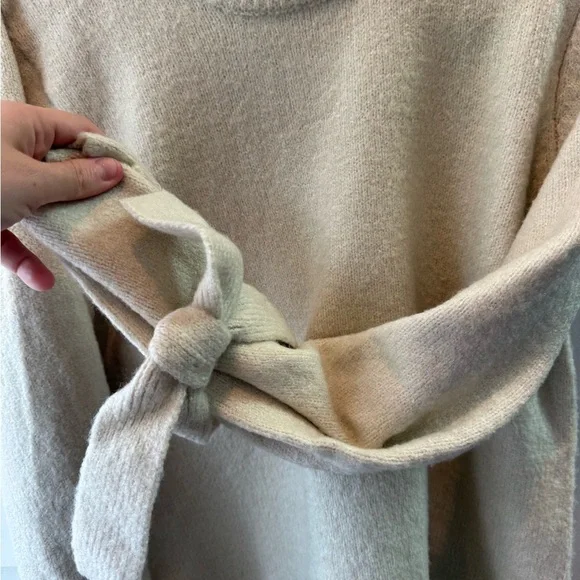 Anthropologie J.O.A. Oversized Tie Sleeve Fisherman Chunky Sweater Knit Cream XS - Picture 6 of 9
